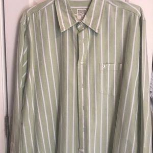 EUC Men’s Button Shirt